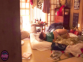 合算１０発抜き！！親の再婚でできた義姉は喪女！だらしないのにエロすぎる無防備巨乳な姉に杭打ち中出しされた僕…星乃夏月　サンプル画像02